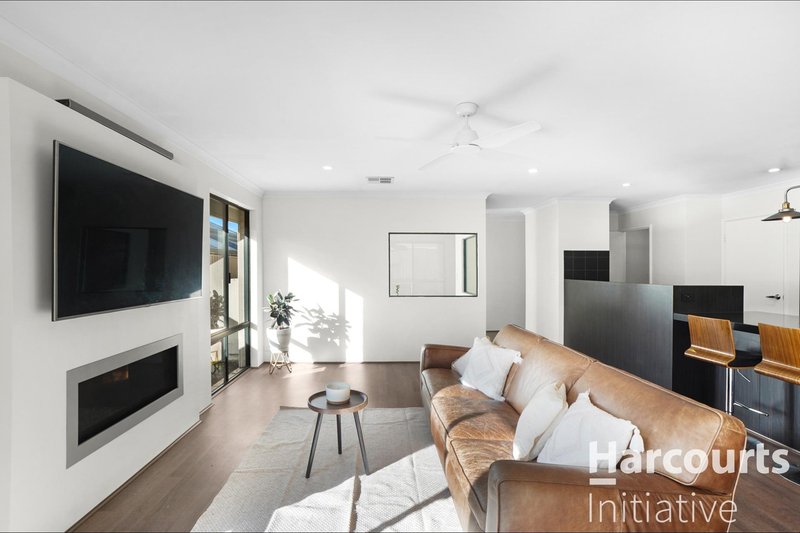 Photo - 44 Campolina Avenue, Baldivis WA 6171 - Image 3