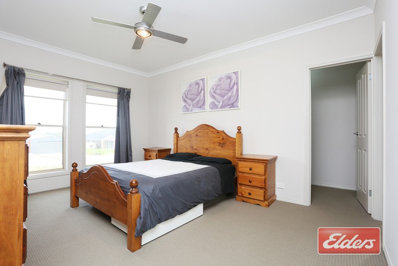 Photo - 44 Carlisle Street, Williamstown SA 5351 - Image 4