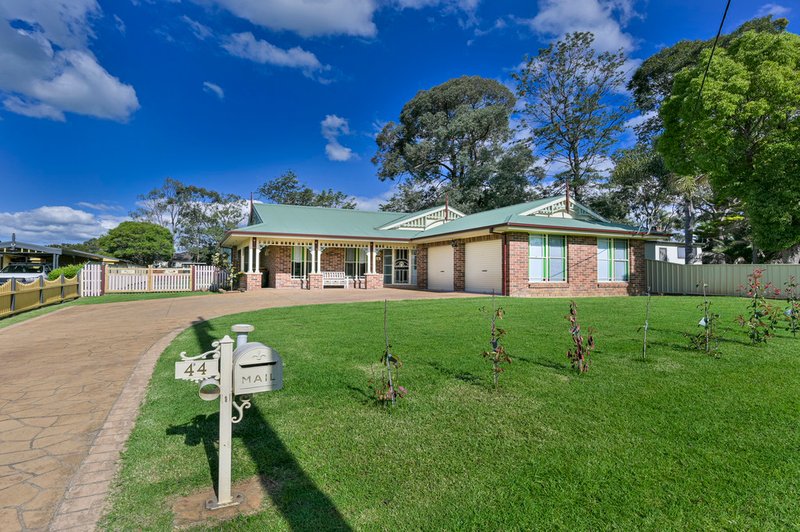 44 Carlton Road, Thirlmere NSW 2572