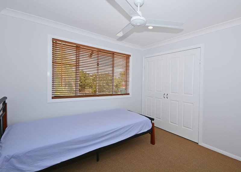 Photo - 44 Cassandra Crescent, Urangan QLD 4655 - Image 12