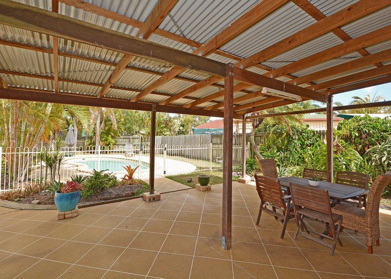 Photo - 44 Cassandra Crescent, Urangan QLD 4655 - Image 16