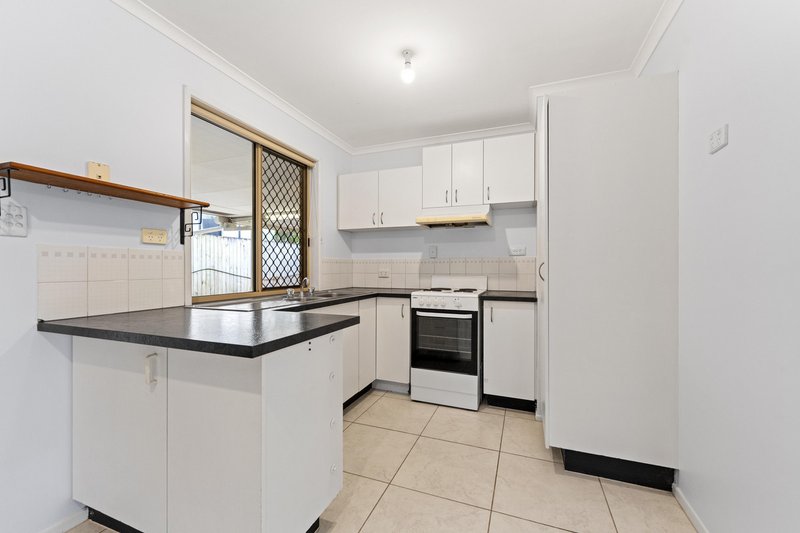Photo - 44 Chantilly Crescent, Beerwah QLD 4519 - Image 7