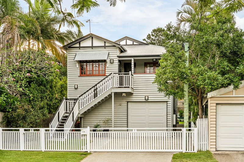 Photo - 44 Chermside Street, Grange QLD 4051 - Image 2