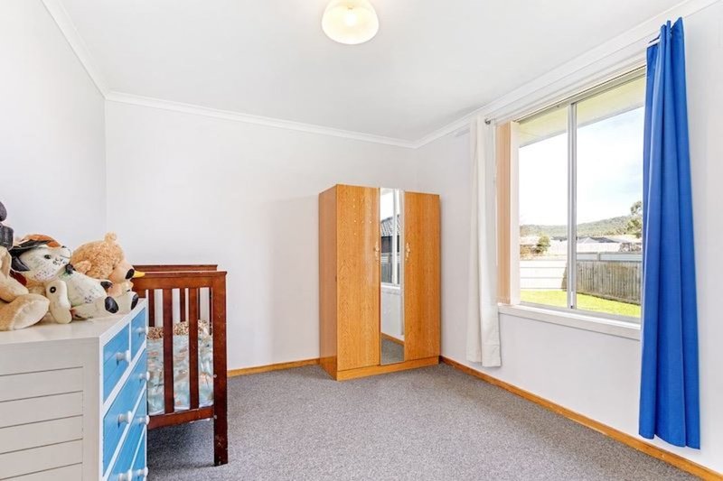 Photo - 44 Chichester Drive, Devonport TAS 7310 - Image 8