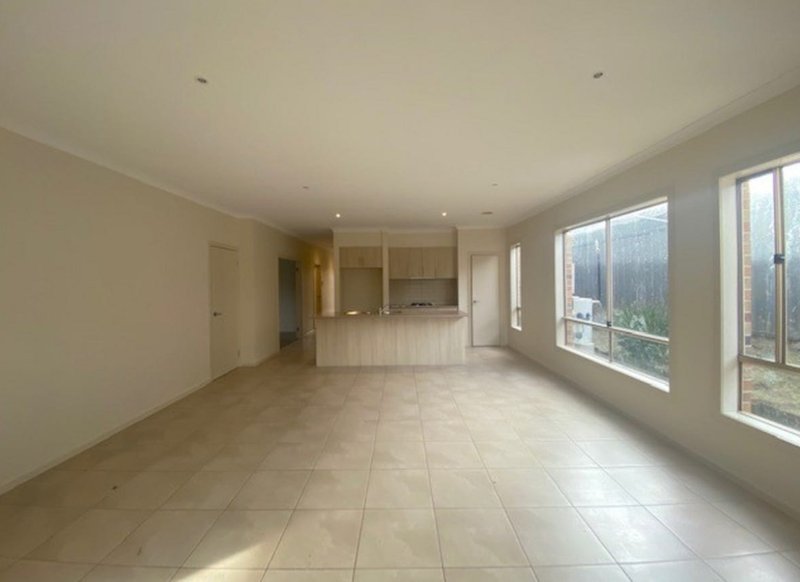 Photo - 44 Chicory Street, Mernda VIC 3754 - Image 2