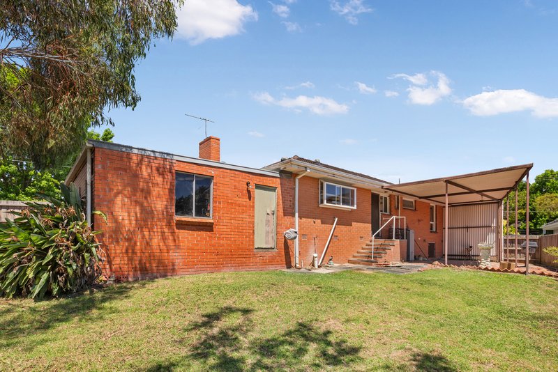 Photo - 44 Churchill Way, Kilsyth VIC 3137 - Image 9