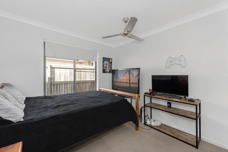 Photo - 44 Cirrus Way, Coomera QLD 4209 - Image 5