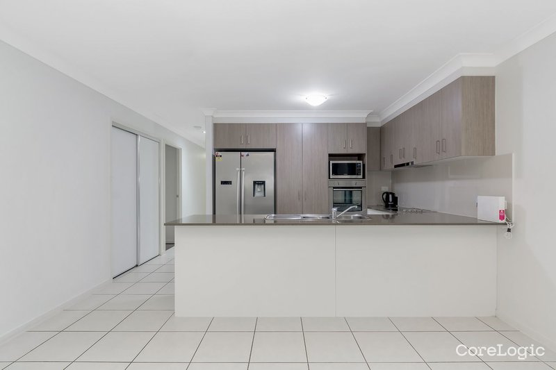 Photo - 44 Cirrus Way, Coomera QLD 4209 - Image 14