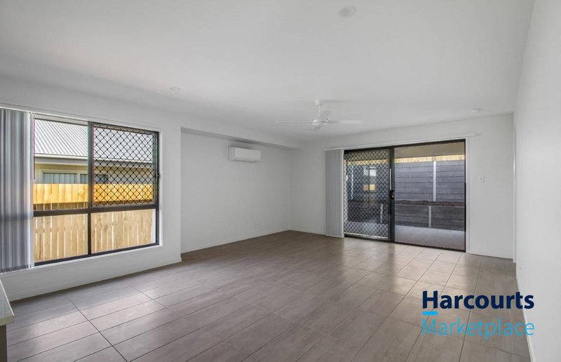Photo - 44 Classical Circuit, Ripley QLD 4306 - Image 8