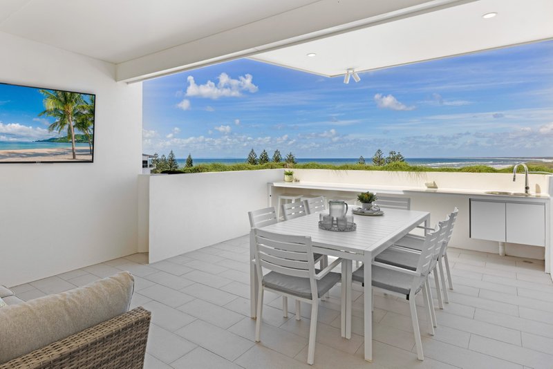 4/4 Cooma Terrace, Caloundra QLD 4551