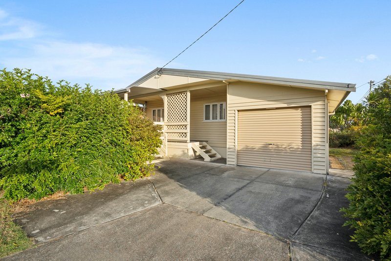 Photo - 44 Coombabah Road, Biggera Waters QLD 4216 - Image 9