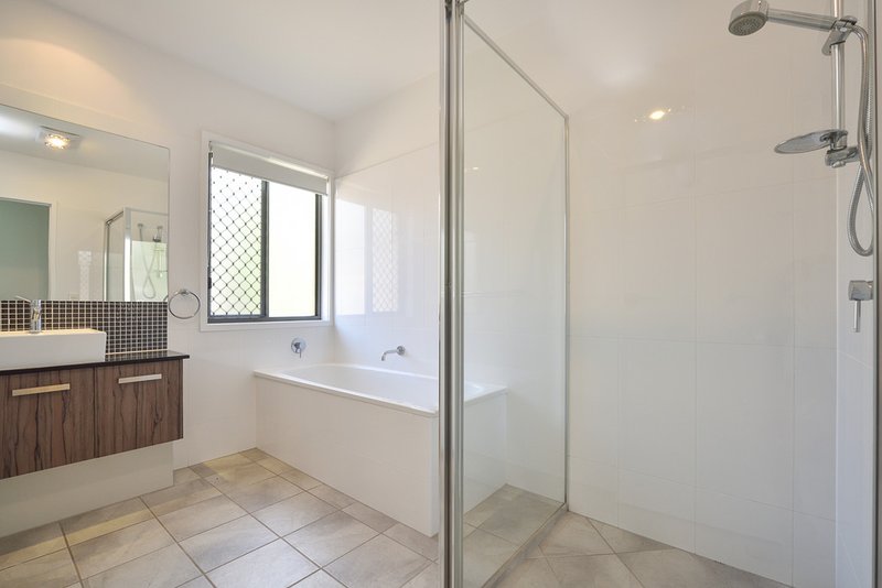 Photo - 44 Creekview Drive, New Auckland QLD 4680 - Image 20