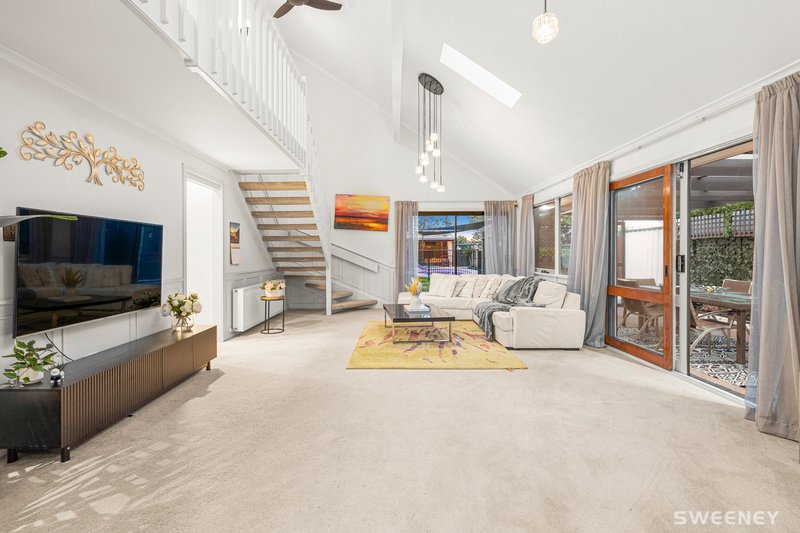 Photo - 44 Crellin Avenue South, Altona Meadows VIC 3028 - Image 6