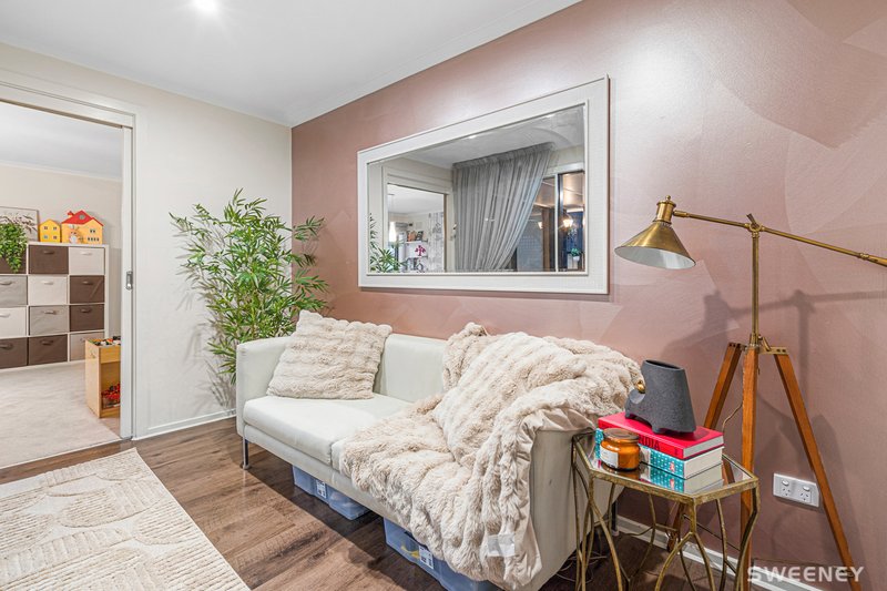 Photo - 44 Crellin Avenue South, Altona Meadows VIC 3028 - Image 13