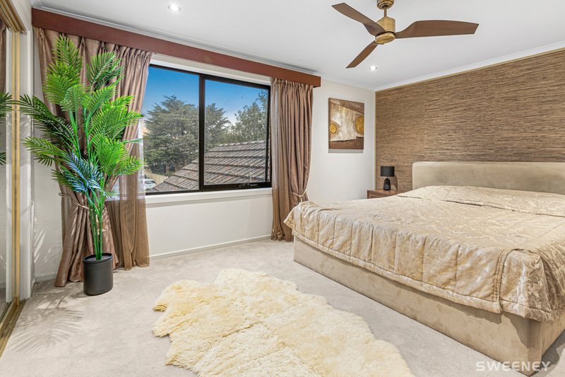 Photo - 44 Crellin Avenue South, Altona Meadows VIC 3028 - Image 15