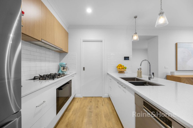 Photo - 44 Daffodil Crescent, Diggers Rest VIC 3427 - Image 5