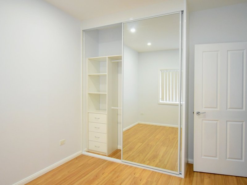 Photo - 44 Dan Crescent, Lansvale NSW 2166 - Image 3