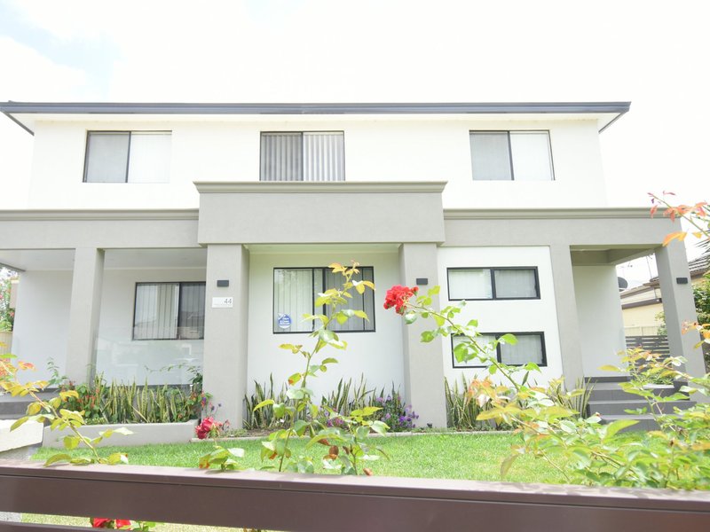 Photo - 44 Dan Crescent, Lansvale NSW 2166 - Image 7