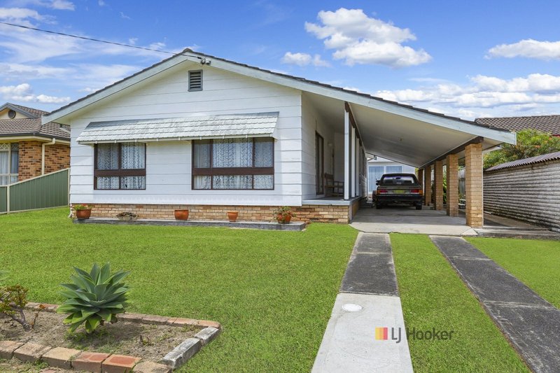 44 Danbury Avenue, Gorokan NSW 2263