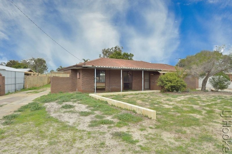 Photo - 44 Doongin Road, Greenfields WA 6210 - Image 2