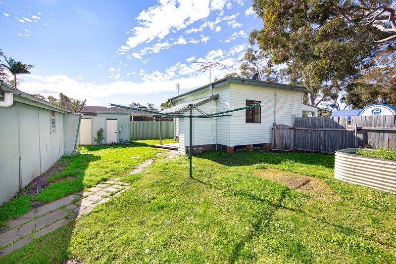 Photo - 44 Dudley Street, Gorokan NSW 2263 - Image 3