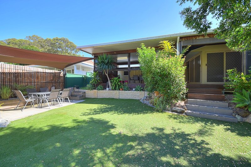 Photo - 44 Elanora Drive, Burleigh Heads QLD 4220 - Image 7