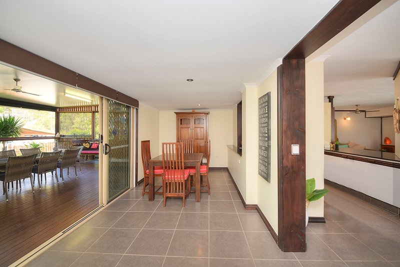 Photo - 44 Elanora Drive, Burleigh Heads QLD 4220 - Image 11