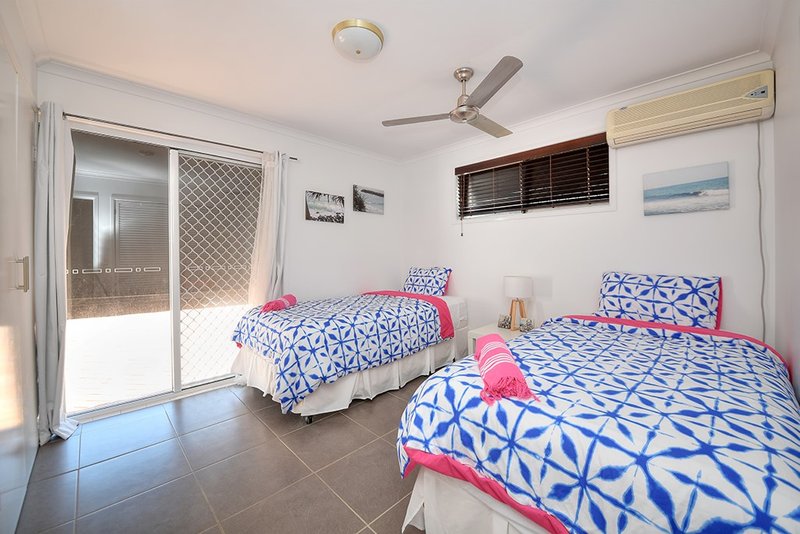 Photo - 44 Elanora Drive, Burleigh Heads QLD 4220 - Image 14