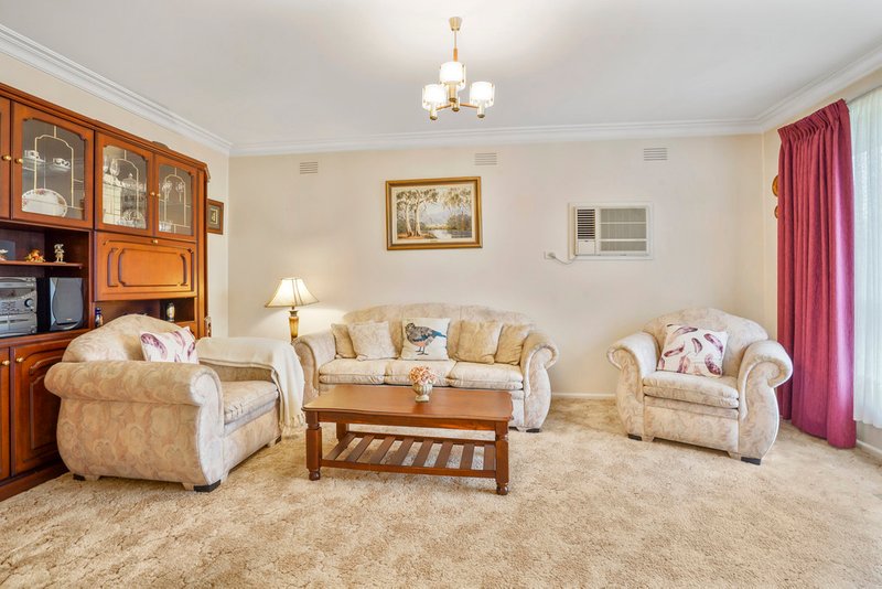 Photo - 44 Ellen Street, Springvale VIC 3171 - Image 4