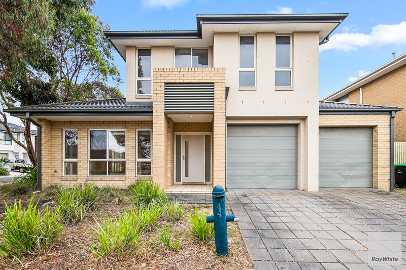 44 Eloura Circuit, Taylors Hill VIC 3037