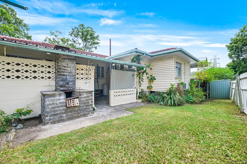 Photo - 44 Englefield Road, Oxley QLD 4075 - Image 12