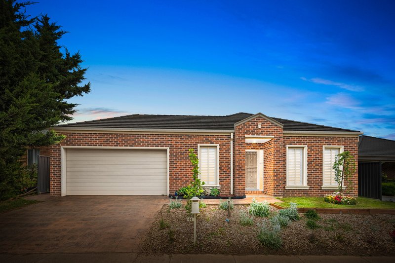 44 Eppalock Drive, Manor Lakes VIC 3024