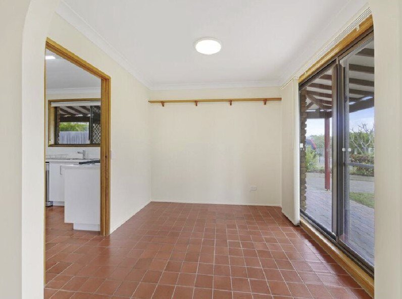 Photo - 44 Estate Road, Jamboree Heights QLD 4074 - Image 6