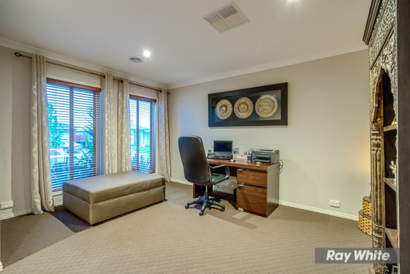 Photo - 44 Evadene Drive, Tarneit VIC 3029 - Image 5