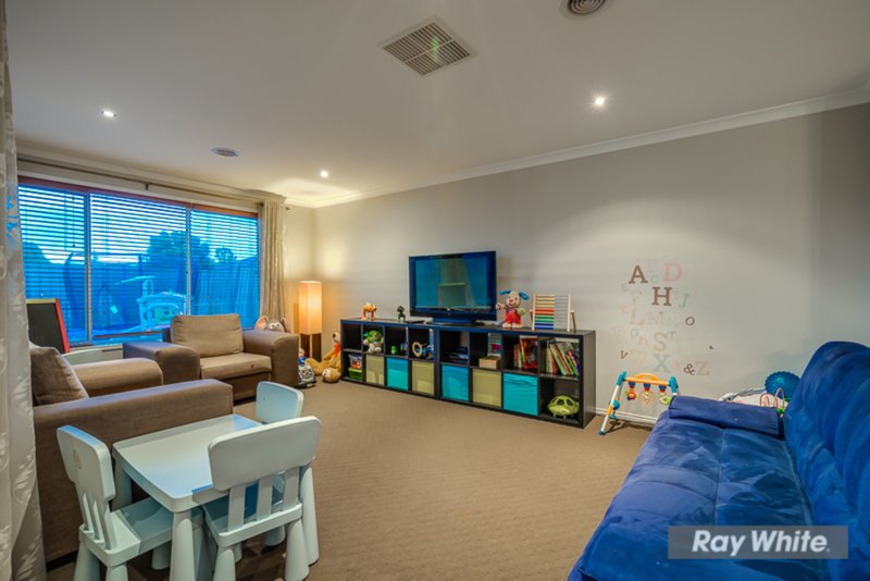 Photo - 44 Evadene Drive, Tarneit VIC 3029 - Image 15