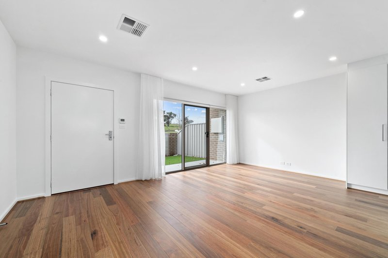 Photo - 44 Everist Street, Taylor ACT 2913 - Image 5