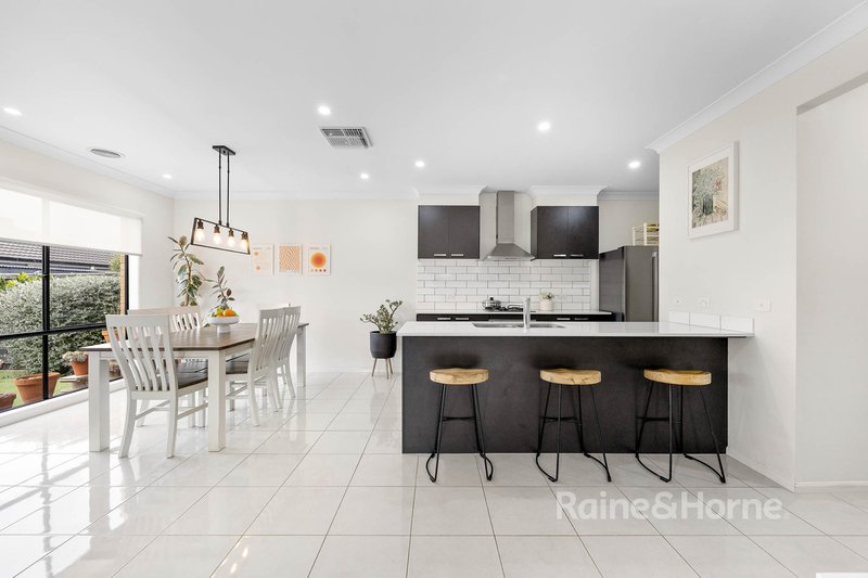 Photo - 44 Fairfield Crescent, Diggers Rest VIC 3427 - Image 2
