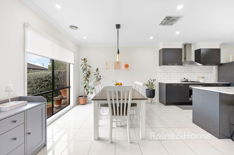 Photo - 44 Fairfield Crescent, Diggers Rest VIC 3427 - Image 5