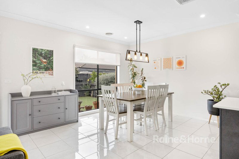 Photo - 44 Fairfield Crescent, Diggers Rest VIC 3427 - Image 6
