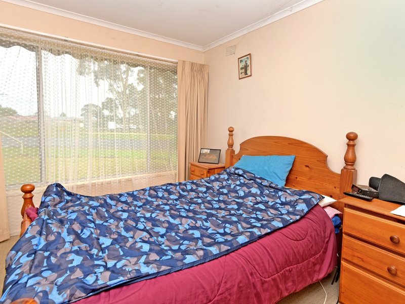 Photo - 44 Fisher Street, Portarlington VIC 3223 - Image 5