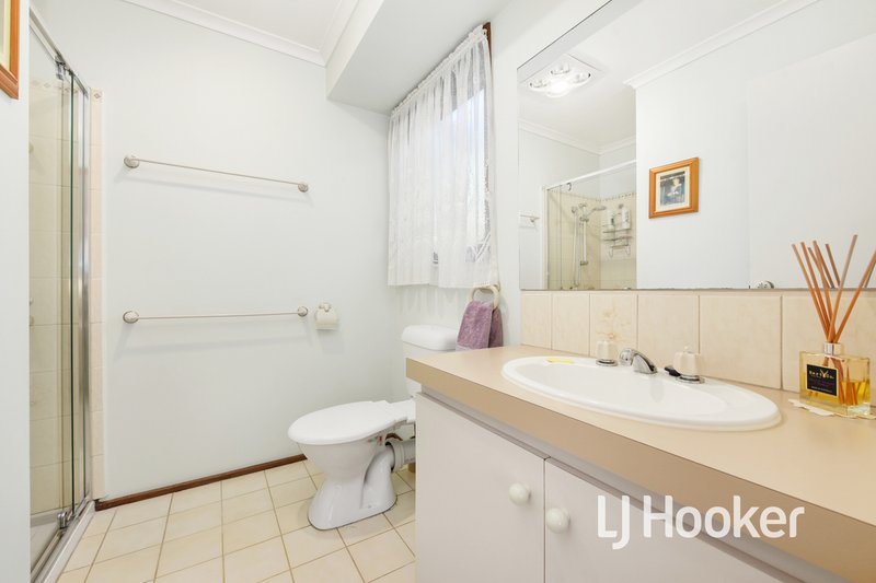 Photo - 44 Fordholm Road, Hampton Park VIC 3976 - Image 11