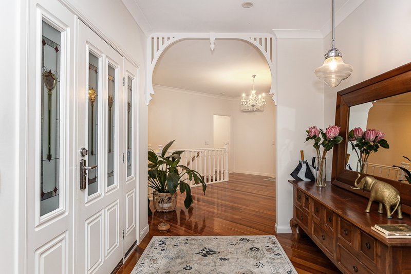 Photo - 44 Gaw Terrace, Bonogin QLD 4213 - Image 18