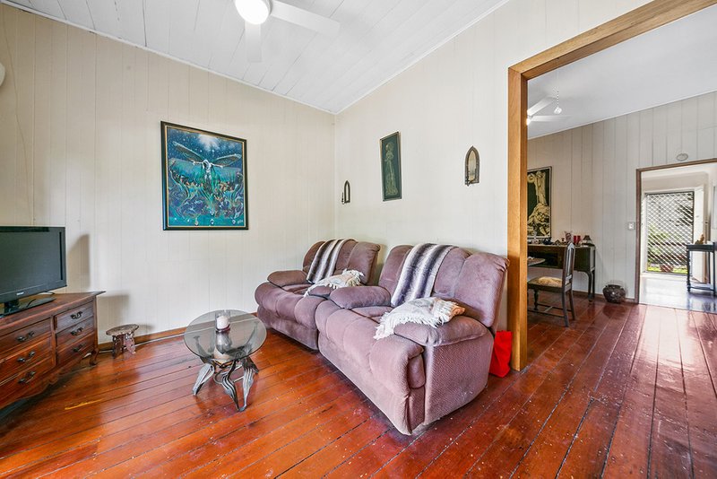 Photo - 44 Geelong Street, East Brisbane QLD 4169 - Image 7