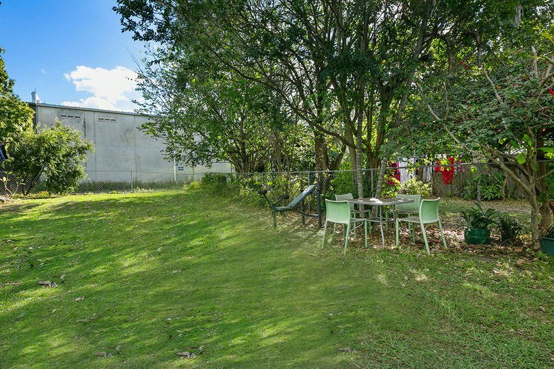 Photo - 44 Geelong Street, East Brisbane QLD 4169 - Image 13