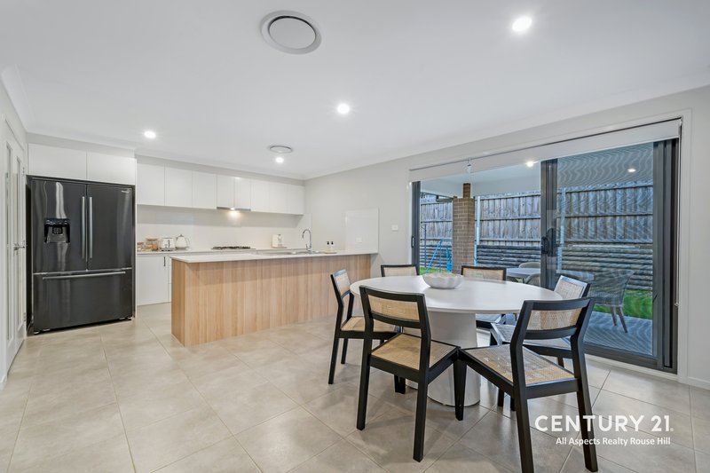 Photo - 44 George Street, Box Hill NSW 2765 - Image 4