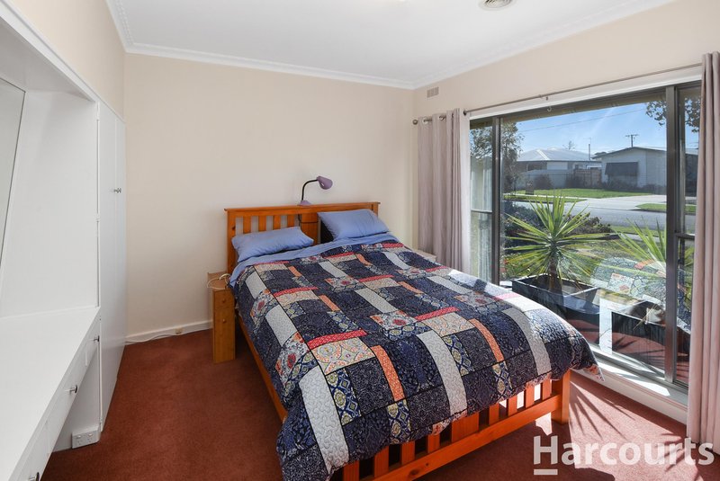 Photo - 44 Gillespie , Horsham VIC 3400 - Image 8