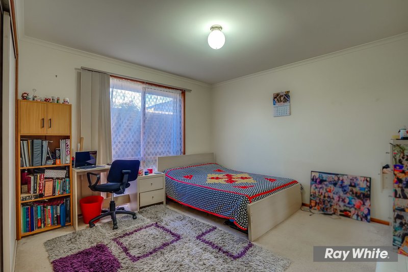 Photo - 44 Golden Square Crescent, Hoppers Crossing VIC 3029 - Image 11