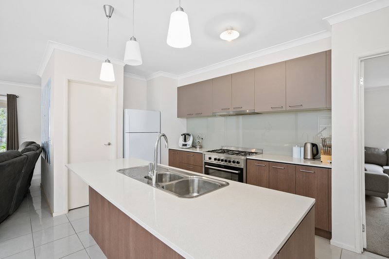 Photo - 44 Grand Lakes Way, Lara VIC 3212 - Image 2