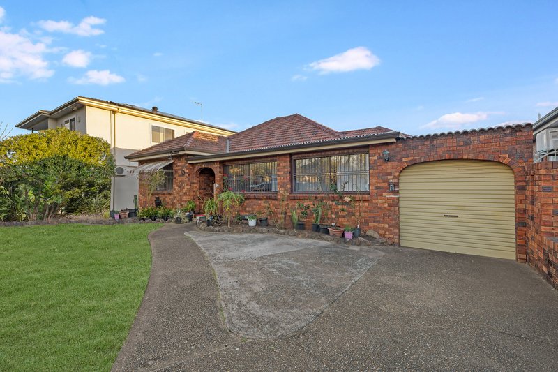 Photo - 44 Griffiths Avenue, Punchbowl NSW 2196 - Image 2