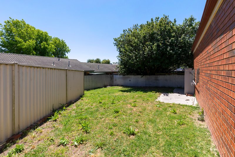 Photo - 4/4 Haines Street, Brown Hill VIC 3350 - Image 7